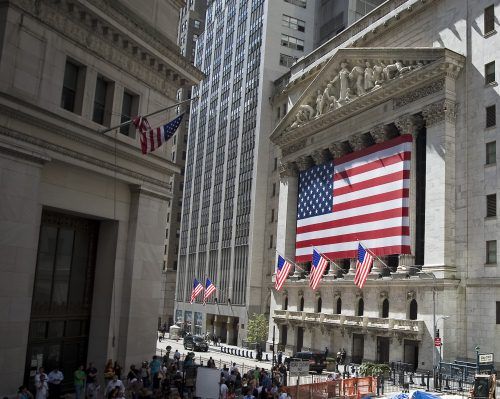 Wall Street: Olie & tech