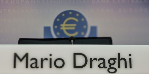 De persconferentie met Mario Draghi president van de ECB over QE