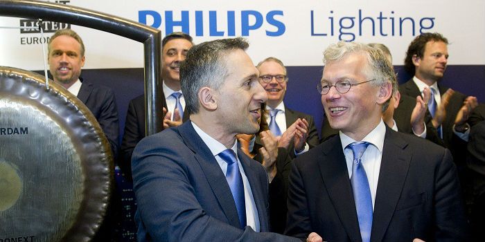 Philips Lighting slaat aandelen in 