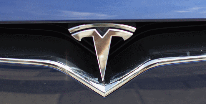 Twee optiescenario's Tesla