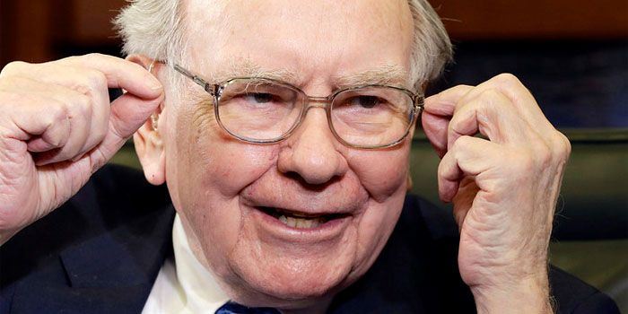 7 x dit vindt Warren Buffett van de crisis