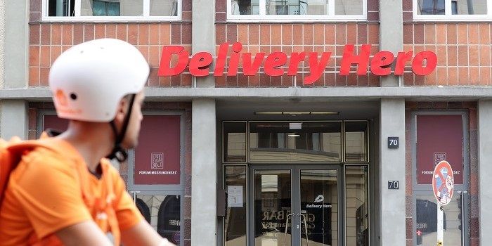 Delivery Hero ziet aantal bestellingen flink aantrekken