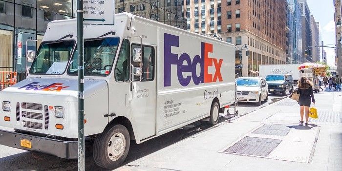 FedEx verrast vriend en vijand