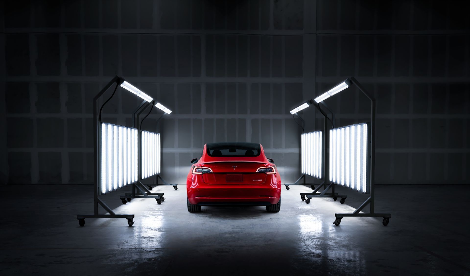 Tesla levert flink meer auto's af