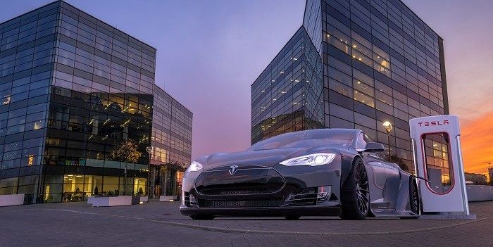 Tesla wil aandeel splitsen
