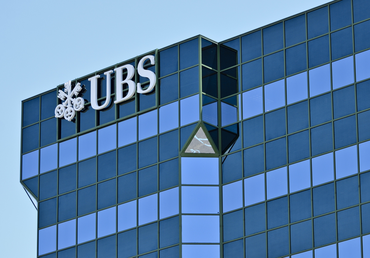 UBS onder druk na cijfers en test steunzone