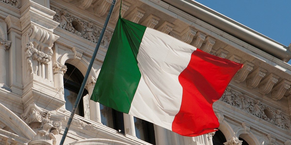 Krimp Italiaanse dienstensector neemt licht toe