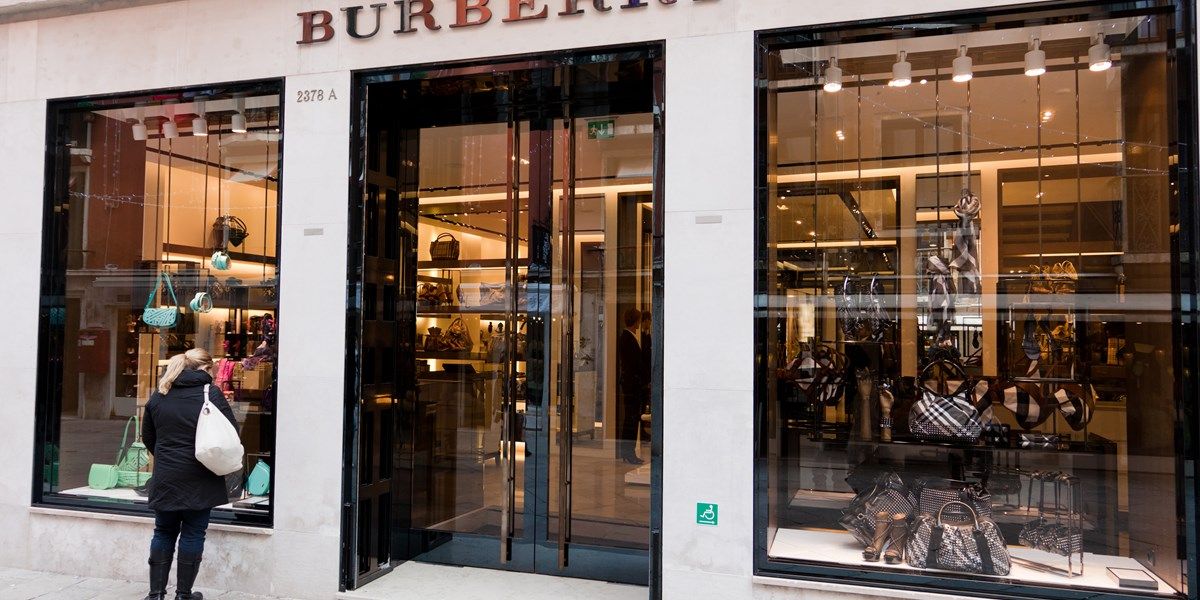 Burberry ziet krachtig herstel aanhouden