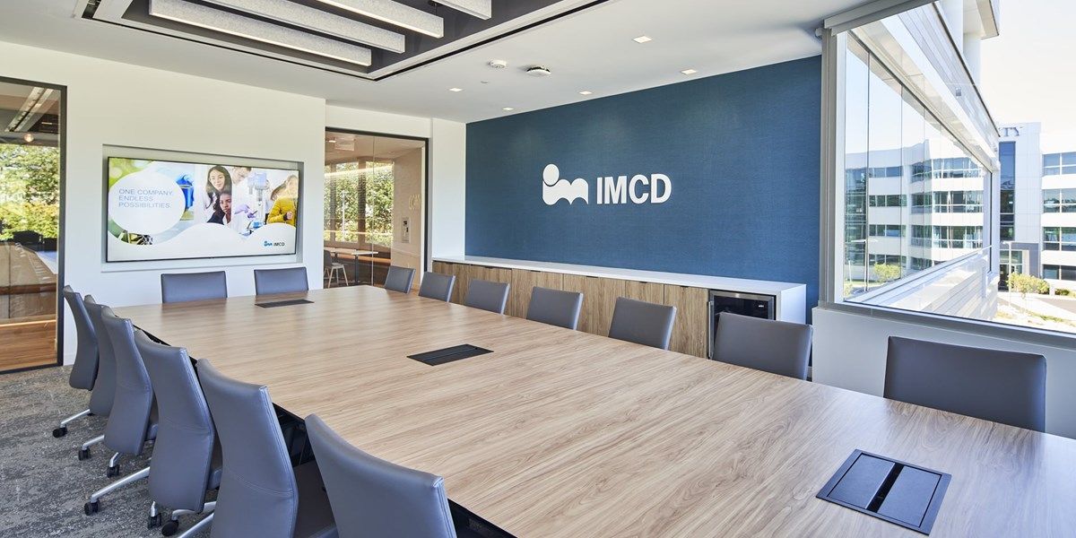 IMCD wil door met CEO en CFO