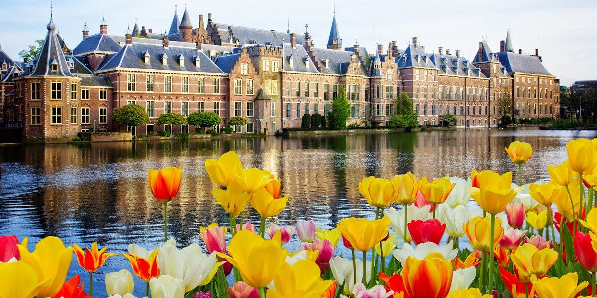 Nederland wil geld ophalen met twee kortlopende leningen