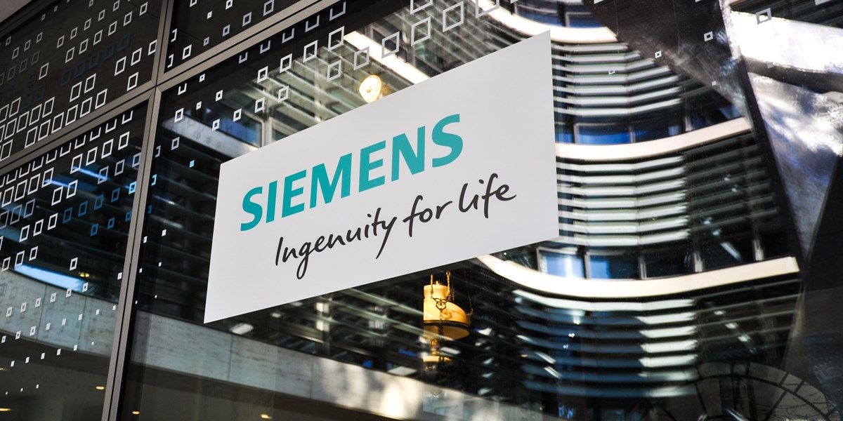 Kwartaalwinst Siemens gehalveerd door vertrek uit Rusland