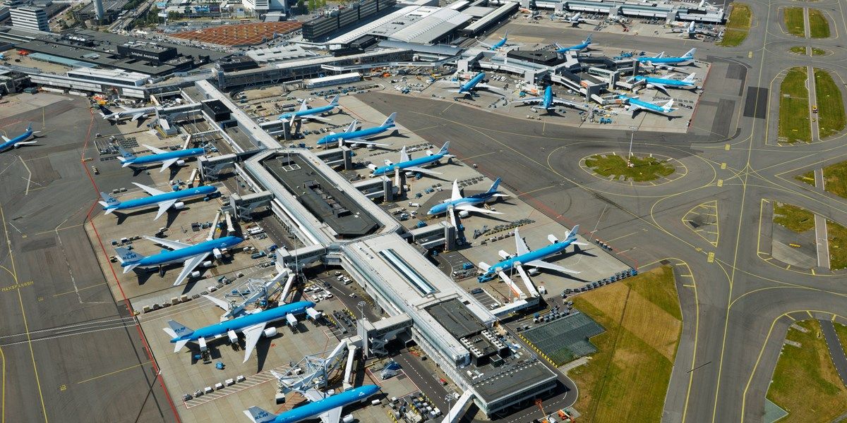 Ticketverkoop KLM op Schiphol verder in het nauw