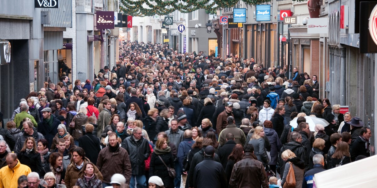 Beschikbaar inkomen Nederlanders stijgt door