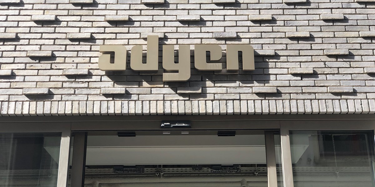 Update: Adyen overtreft verwachtingen