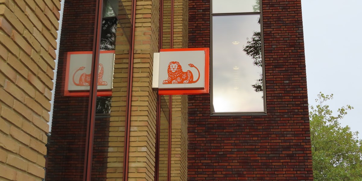 ING koopt eigen aandelen in voor personeelsbonussen