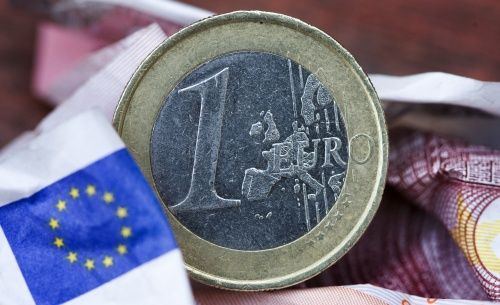 Euro daalt op gerucht afwaardering eurolanden