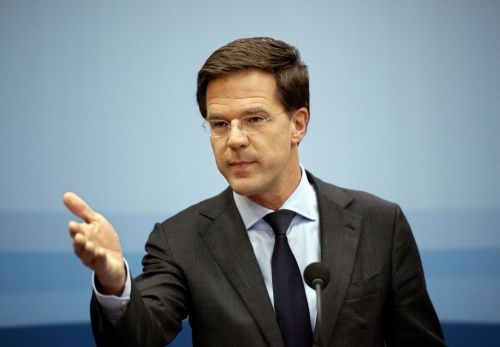 Rutte belt met Griekse premier Papademos