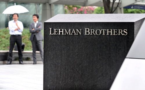Lehman betaalt schulden