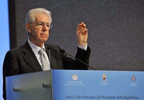 Meeste Italianen willen van Monti af