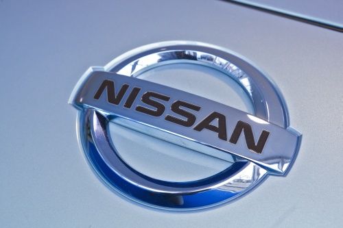 Nissan roept auto's terug om probleem airbags