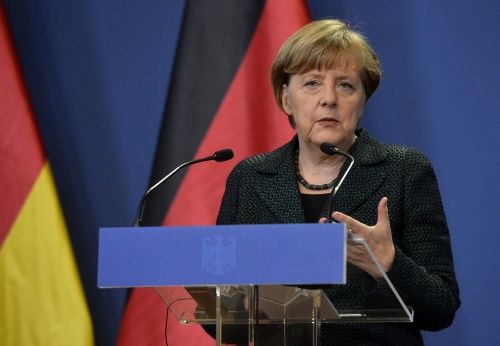 Merkel: verwacht lange gesprekken met Grieken