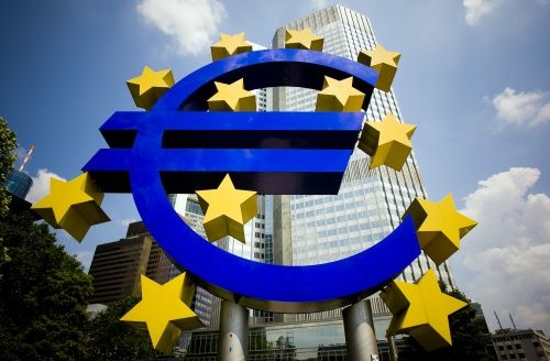 'ECB verruimt Griekse bankensteun verder'