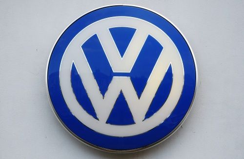 S&P bekijkt rating Volkswagen