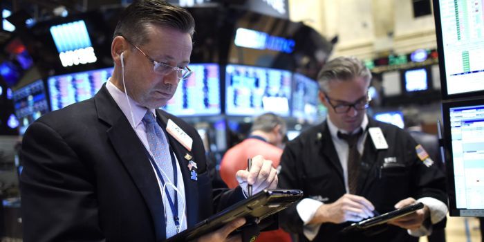 'Aarzelende start Wall Street in verschiet'