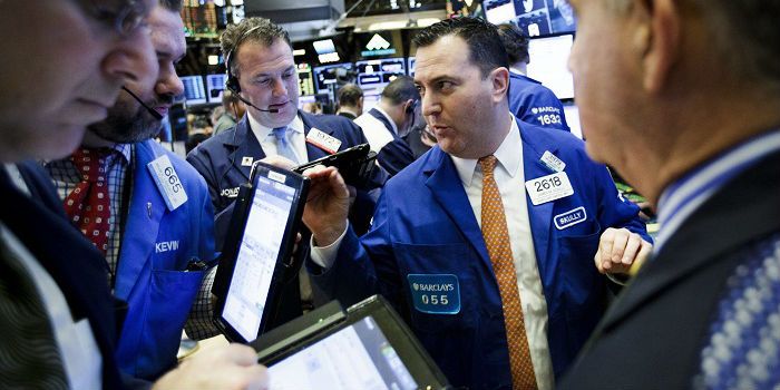 'Wall Street opent licht in de plus'