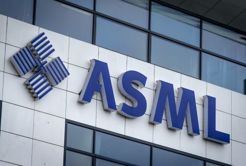 'Intel legt bommetje onder EUV van ASML'