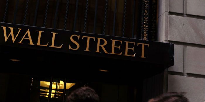 Wall Street opent licht in de min
