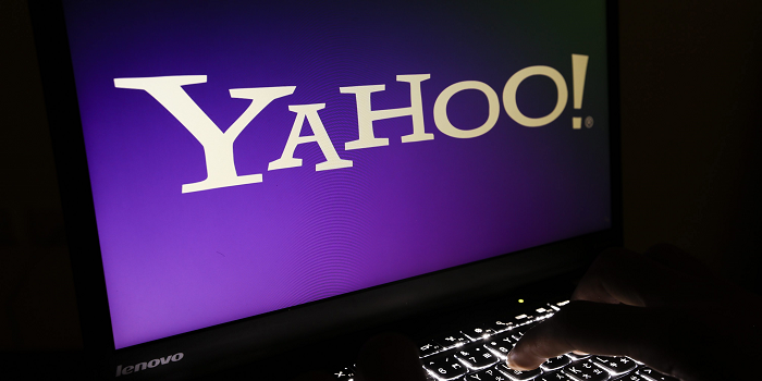 Datalek drukt waarde Yahoo met 350 miljoen