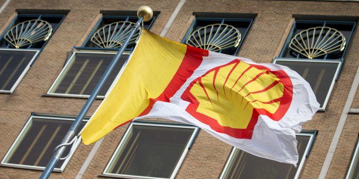 'Shell wikt verkoop Canadees belang'