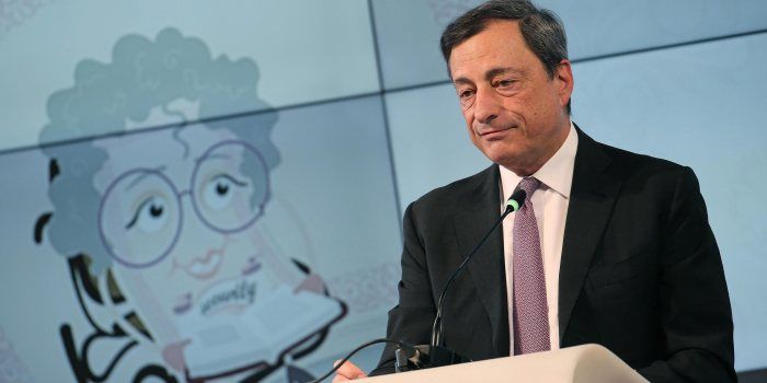 'Damrak wacht op Draghi'