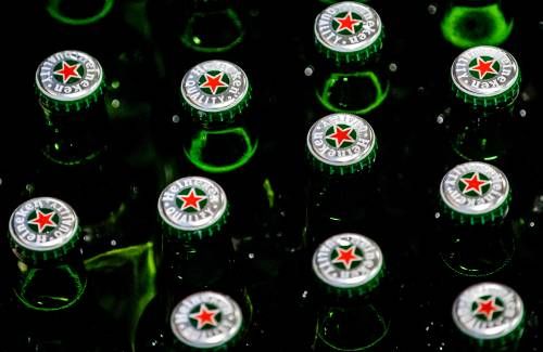 Heineken groeit sterk op eigen kracht 