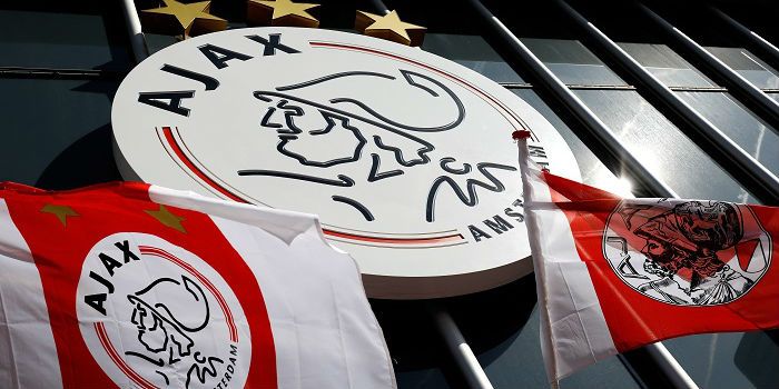 Van der Sar ziet Kluivert vertrekken bij Ajax