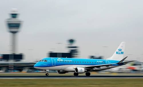 KLM voelt zich in groei geremd door Schiphol