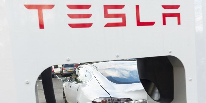 Tesla verlaagt prijzen auto's in China