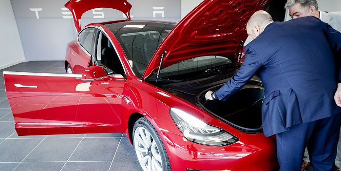 Tesla Model 3 mag weg op in Europa