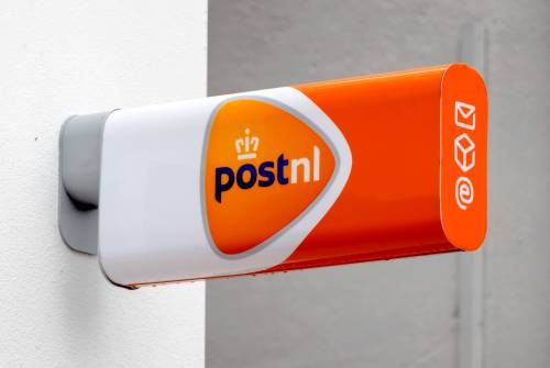 PostNL haalt ruim helft omzet via webwinkels