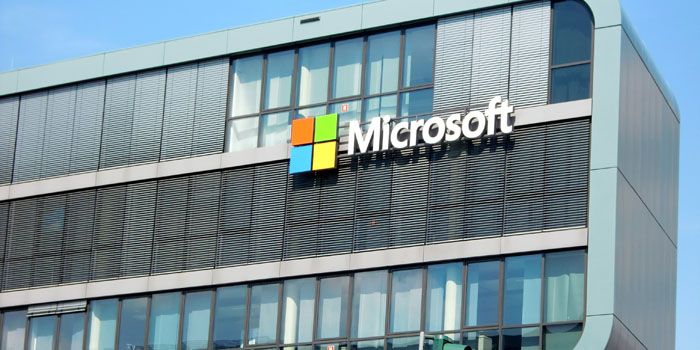 Microsoft verhoogt dividend en koopt aandelen