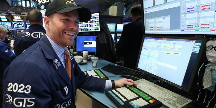 'Wall Street opent met kleine winsten'
