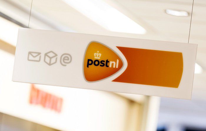 PostNL verkoopt onderdeel aan Paragon