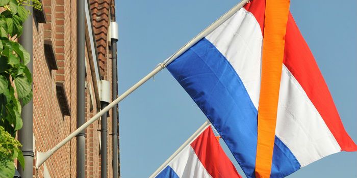 Industrie Nederland krimpt verder
