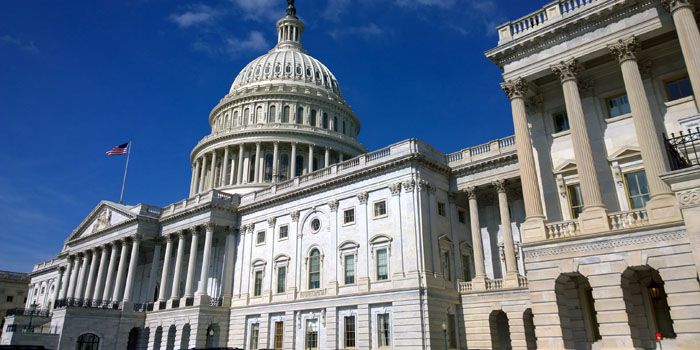 Senaat VS stemt unaniem voor historische coronawet van 2 biljoen