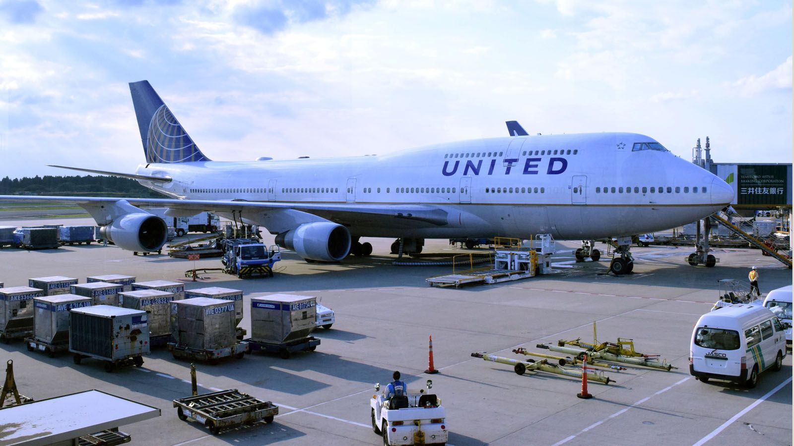 'United Airlines ontslaat groot deel kantoorpersoneel'