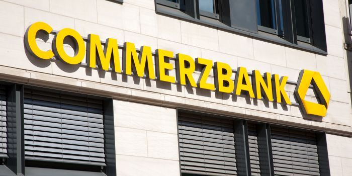 'Massaontslag dreigt bij Commerzbank, 400 bankfilialen dicht'