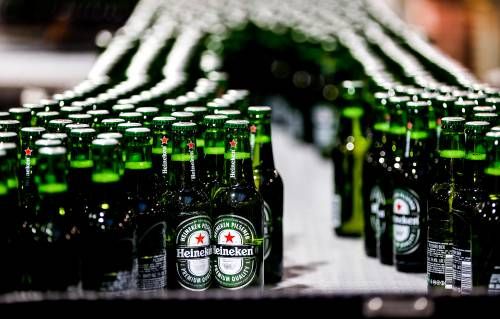 Crisis zorgt voor verlies van honderden miljoenen bij Heineken