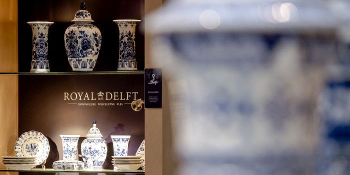Corona zadelt Delfts blauw-maker Royal Delft op met flink verlies
