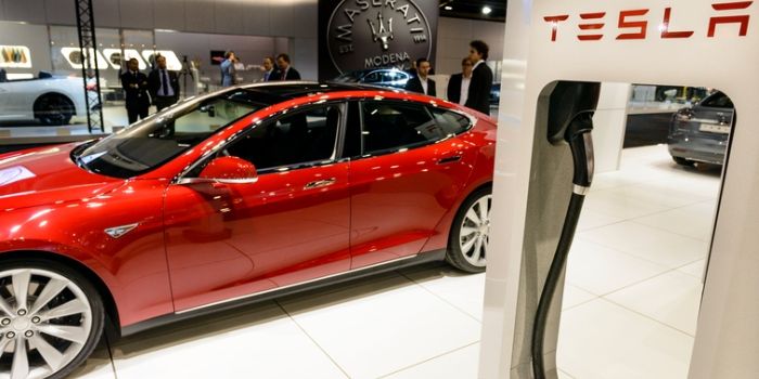 Tesla gaat krachtigere én goedkopere accu's maken